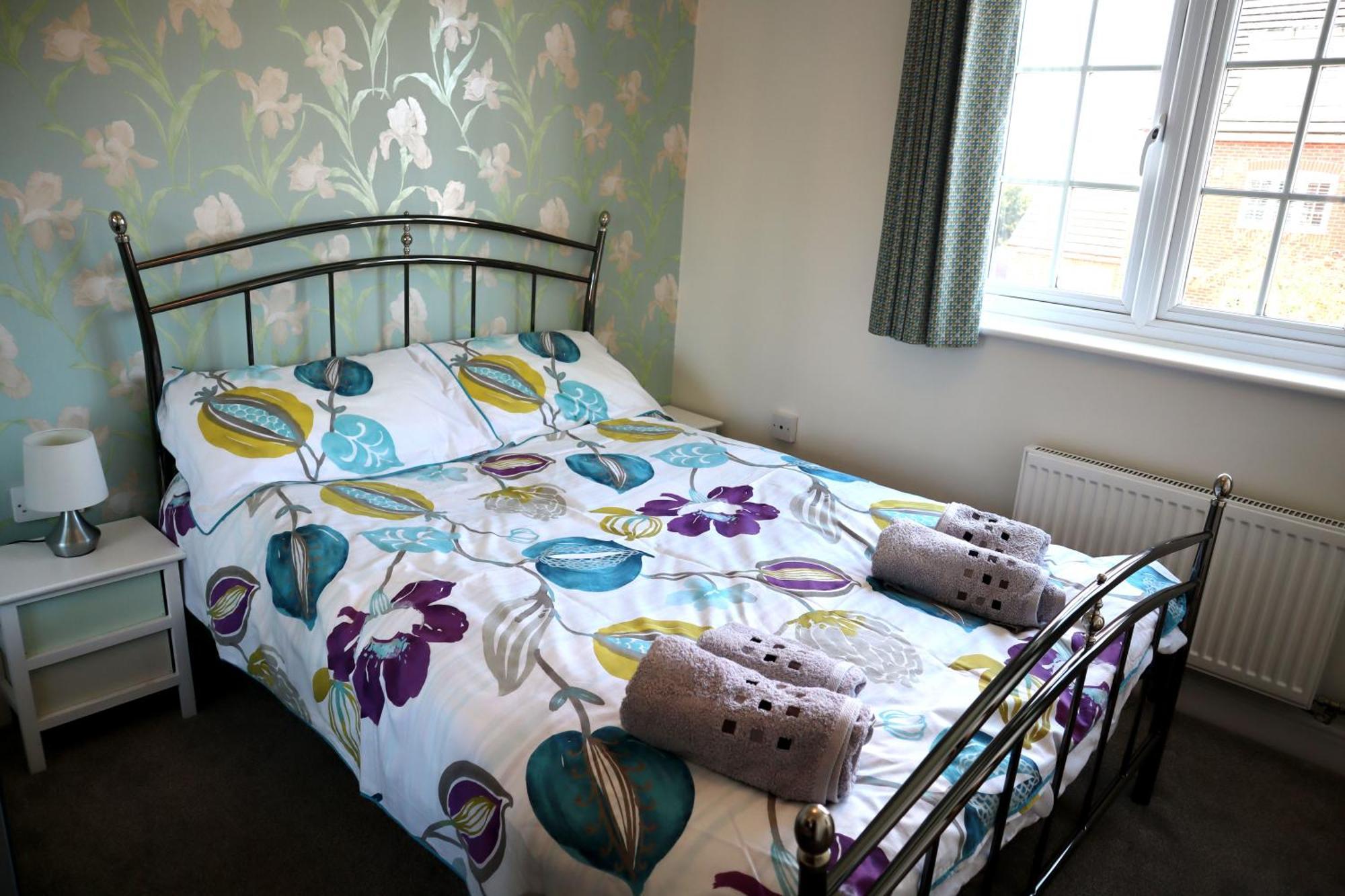 In Our Liverpool Home Sleeps 5 In 2 Double & 1 Single Bedrooms Екстериор снимка